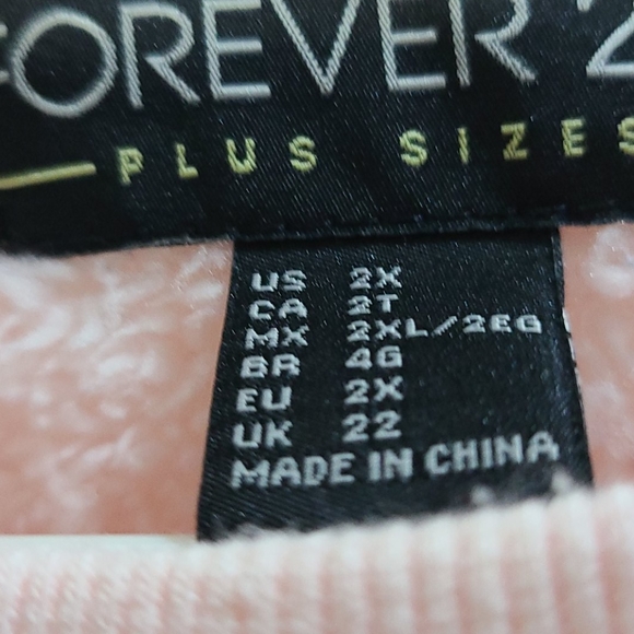 Foever 21 Fuzzy Sweater - Picture 2 of 3